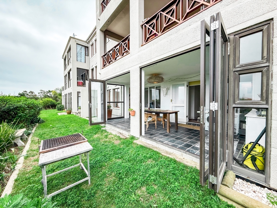 To Let 3 Bedroom Property for Rent in Castleton Western Cape